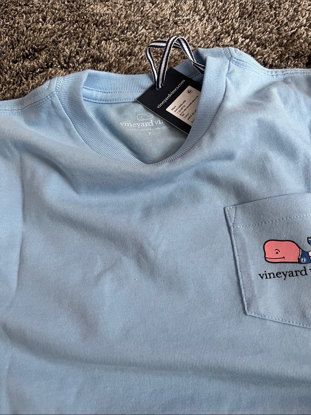 Vineyard Vines Light Blue Whale Soccer Graphic Tee with Pink Whale. New. Size 7 - Picture 6 of 6